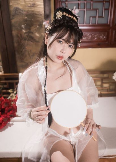 年轻的嫂子在线